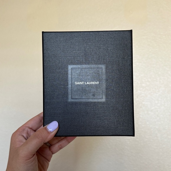 NWOT Yves Saint Laurent YSL Cassandre Card Case in Crocodile-Embossed Leather - Picture 6 of 6